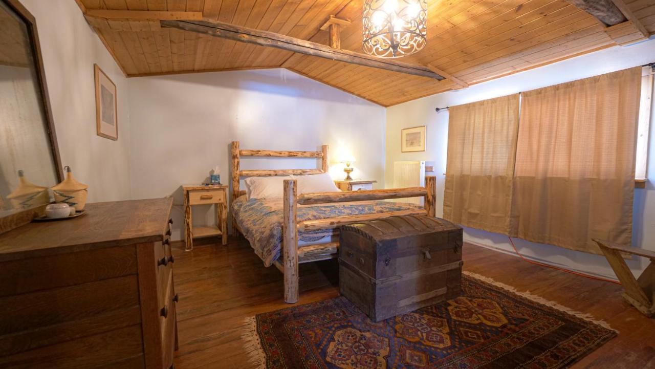 Aubin Sky Lodging At The Yl Ranch Savery Exterior foto