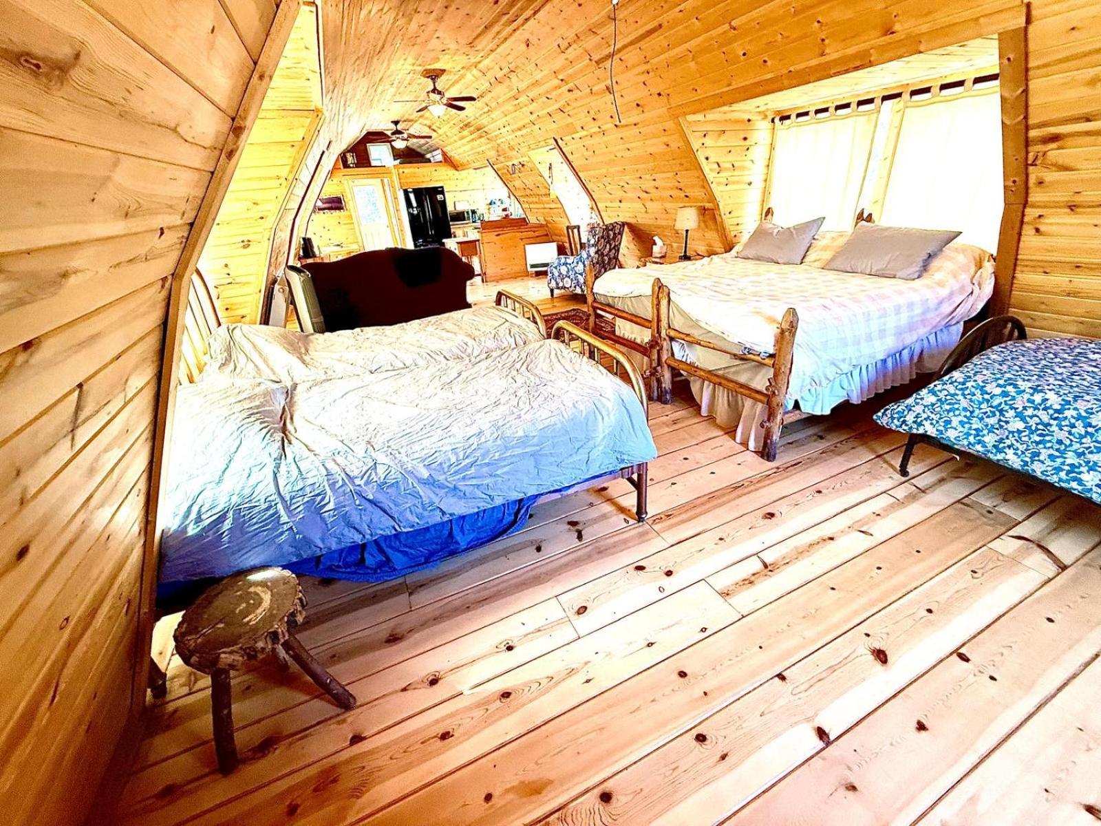 Aubin Sky Lodging At The Yl Ranch Savery Exterior foto